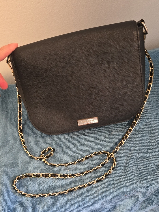 kate spade Handbags - Kate Spade Black Crossbody with Gold Chain
